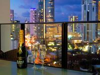 Modern 2 Bedroom Apartment in Sierra Grand - CoastHM - Chambres d’hôtes Gold Coast