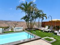 Villa with Garden View