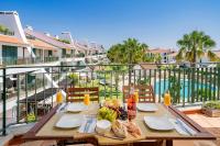 B&B Quarteira - 3 Bedroom Apartment in Gated Complex with Pool Vila Sol Resort - Bed and Breakfast Quarteira