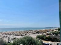 Fancy Studio with Sea View - Chambres d’hôtes Mamaia