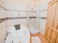 Suite con bañera de hidromasaje - Cama extragrande
