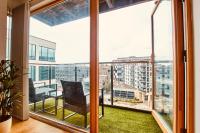Deluxe City Centre Apt Free Parking No Balcony - B&B