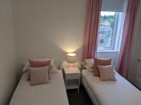 Glenclova - No 5 Bellyeoman, bright two bedroom apartment - Chambres d’hôtes Fyvie