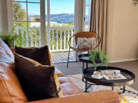 B&B Taupo - 2mins to lakefront Family Retreat - Bed and Breakfast Taupo