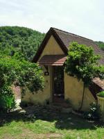 Gîtes Un Jardin dans la Falaise - B&B Cabrerets