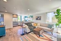 Canal and Mtn Views Pet-Friendly Seattle Retreat - B&B Seattle