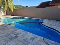 Casa com piscina na Martim de Sá - B&B