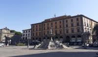Palazzo Grandori Alloggi Turistici - Bed and Breakfast Viterbo