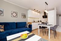 B&B Warsaw - Beautiful Two-Bedroom Apartment Warsaw Bielany by Renters - Bed and Breakfast Warsaw