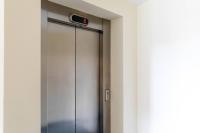 Modern 2 bed BroomPark/Central apt. with Parking - B&B