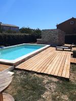 B&B Croagnes - Villa de 3 chambres avec piscine privee jardin clos et wifi a Saint Saturnin les Apt - Bed and Breakfast Croagnes