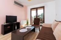 Two-Bedroom Apartment with Balcony (parking) JB2