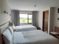 Camera Familiare (2 Adulti + 2 Bambini)