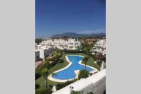 Sunset Resina Golf - 2 Bedrooms Apartment with Sea view - Estepona - B&B Estepona