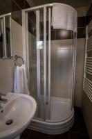 Chambre Double ou Lits Jumeaux avec Douche