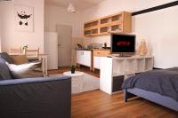 B&B Halle - FULL HOUSE Studios - Panda Apartment - WiFi inkl - Bed and Breakfast Halle