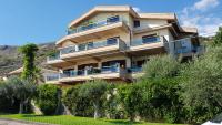 Luxury Beachfront Apartment Taormina Pool and Parking - B&B Taormina
