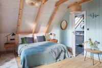Quadruple Room with Balcony