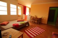One-Bedroom Apartment (4 Adults)