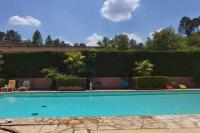 Appartement de charme au calme avec piscine, au pied du Colorado provençal, cœur du Luberon - Ferienwohnung Rustrel