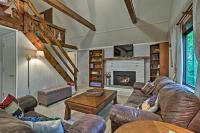 Pocono Lake House Near Skiing and Kalahari Resort! - Chambres d’hôtes