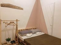 Standard Double Room with Shared Bathroom