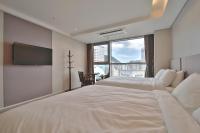 Family Twin Room with Harbor View