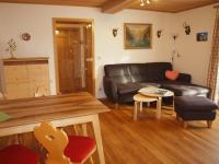 Apartment mit Balkon