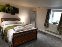 Horseshoe Forge Plover Cottage Lindley - B&B Huddersfield
