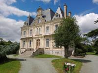 B&B Beaulieu-sur-Layon - Chateau du Breuil - Bed and Breakfast Beaulieu-sur-Layon