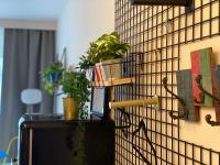 Uroczy apartament Art Marina z widokiem na rzekę i bezpłatnym parkingiem - Chambres d'hôtes Wrocław