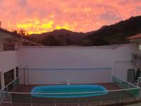 APARTAMENTO COM PISCINA E CHURRASQUEIRA - B&B Ubatuba