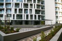 Ellipse Waterfall Upmarket Apartment - B&B