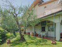 B&B Capanne-Prato-Cinquale - Apartment Bernardini by Interhome - Bed and Breakfast Capanne-Prato-Cinquale