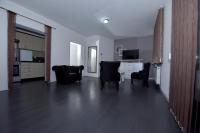 Apartment - Split Level