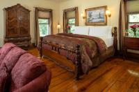 Captain's Room (Adults Only, No Pets, Breakfast Included)