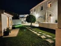 Kerart Lima - B&B Armação de Pêra