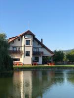 B&B Burda - Pensiunea Trecatoarea Lupilor - Bed and Breakfast Burda