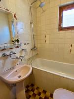 Chambre Lits Jumeaux avec Salle de Bains