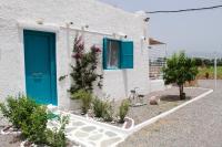 Peaceful Cottage House By The Sea - Private Garden - B&B Análipsis
