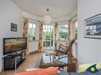 One-Bedroom Apartment with Balcony