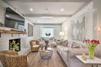 Walk to Dtwn Alpharetta Modern Home with Fire Pit - B&B Alpharetta