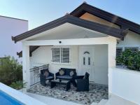 Tole Villa Podaca 2 with heated Pool - Ferienwohnung Podaca