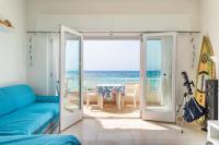 Appartamento fronte mare - Waterfront apartment - B&B Putzu Idu