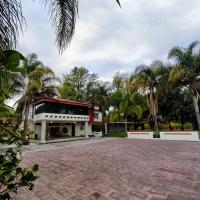 Finca el Nogal - Casa Entera Familiar Moderna con Amplio Jardín Atlixco puebla - Chambres d'hôtes Atlixco