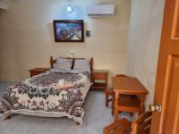 Hotel Isla Esmeralda - Bed and Breakfast Cozumel