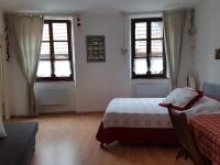 Le BUBELE au coeur du centre médiéval et vignoble - Bed and Breakfast