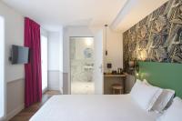 Двухместный номер Делюкс с 1 кроватью или 2 отдельными кроватями и балконом, подходит для гостей с ограниченными возможностями здоровья