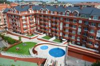 Castro Holidays - Céntrico Piscina Urbanización Garaje Gratis - B&B