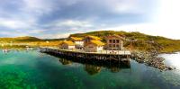 Mikkelvik Brygge - Bed and Breakfast